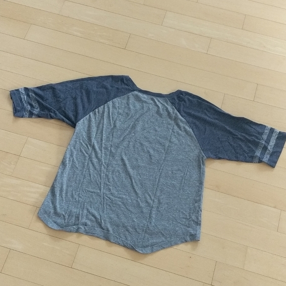 Official Maple leaf 3/4 sleeve jersey top - Picture 3 of 3